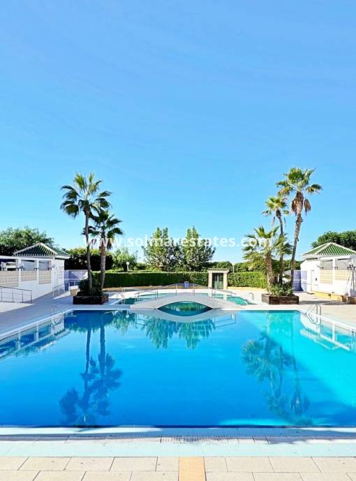 Apartamento - Venta - La Mata - Beachside La Mata