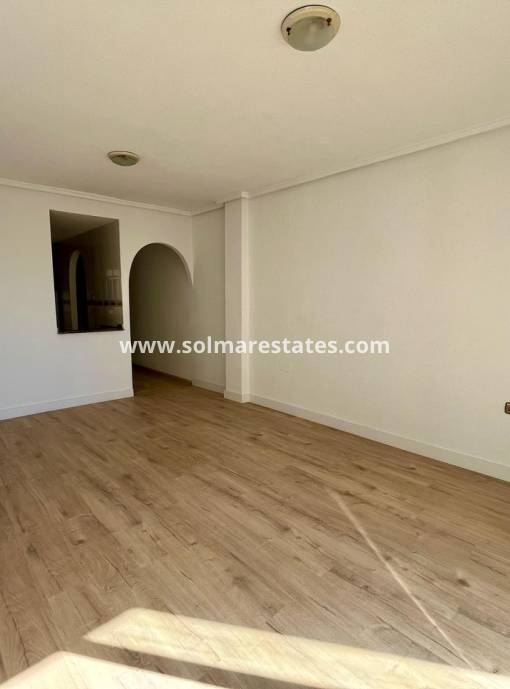 Apartamento - Venta - Los Montesinos - Los Montesinos