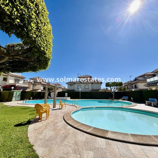 Apartamento - Venta - Punta Prima - La Campana