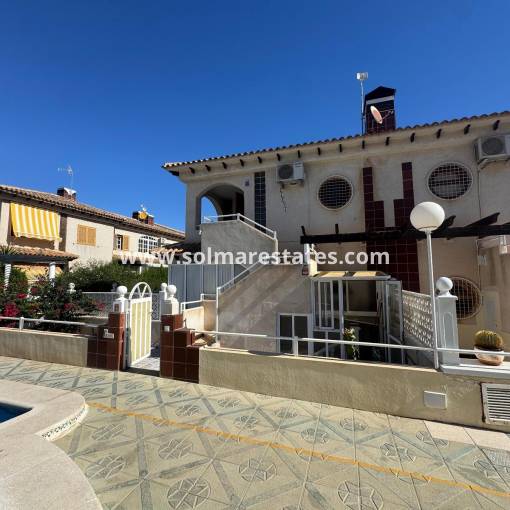 Apartamento - Venta - Punta Prima - R-15983