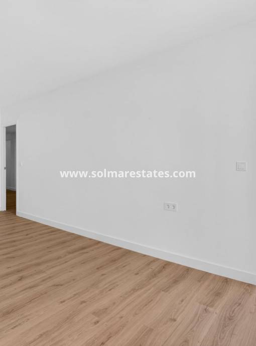 Apartamento - Venta - Torrevieja - Beachside Torrevieja