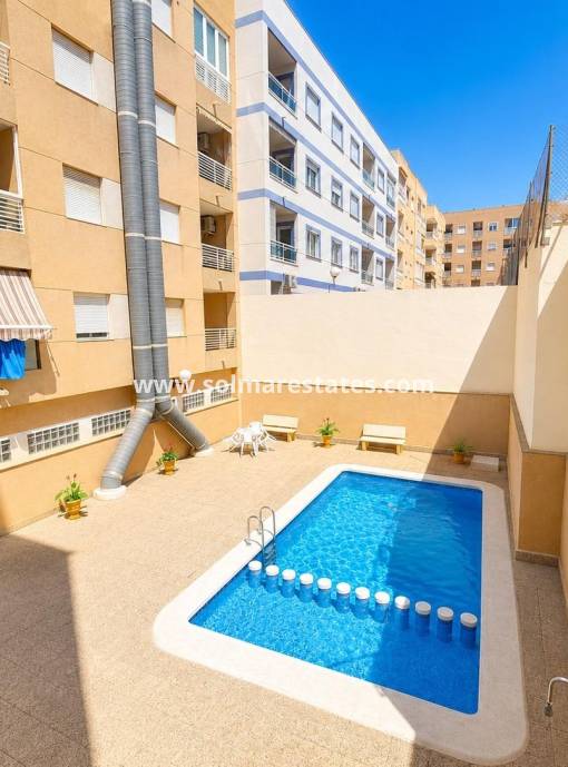 Apartamento - Venta - Torrevieja - Beachside Torrevieja