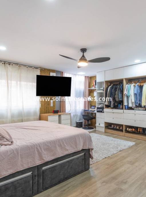 Apartamento - Venta - Torrevieja - Centro