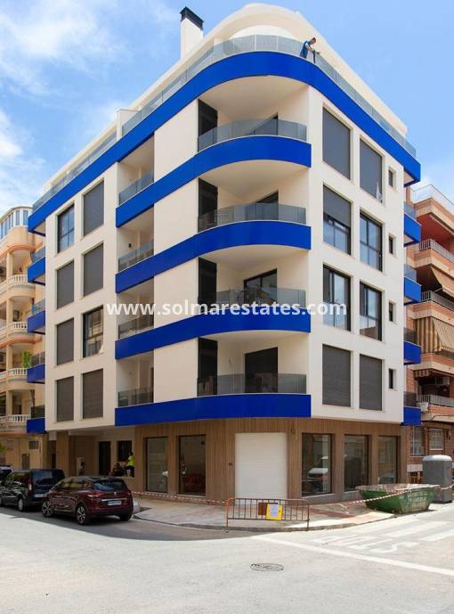 Apartamento - Venta - Torrevieja - Paseo maritimo