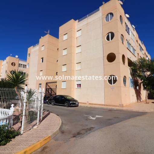Apartamento - Venta - Torrevieja - R-44926