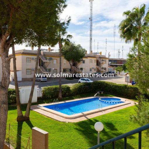 Apartamento - Venta - Villamartin - R-36361