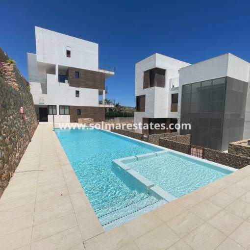 Apartamento - Venta - Villamartin - R-57700