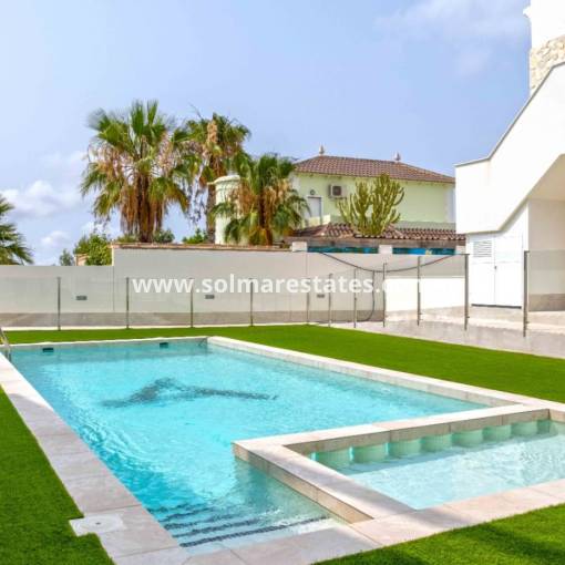 Apartamento - Venta - Villamartin - R-71237