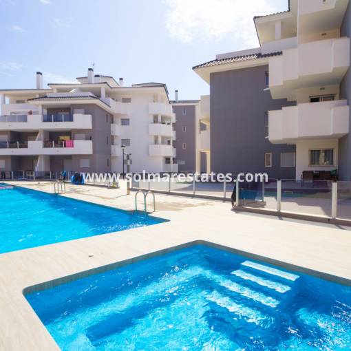 Apartamento - Venta - Villamartin - R-90313