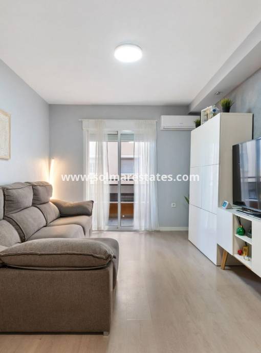 Apartment - Resale - Almoradi - Las maromas