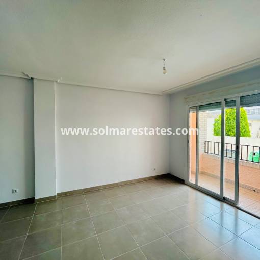 Apartment - Resale - Daya Nueva - Daya Nueva