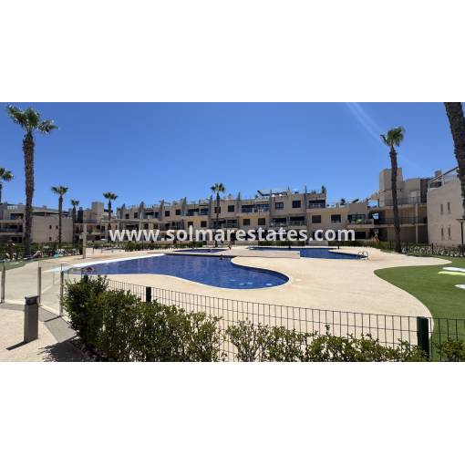 Apartment - Resale - Mil Palmeras - Playa Elisa Bay