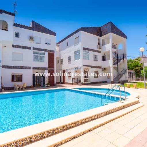 Apartment - Resale - Punta Prima - Beachside