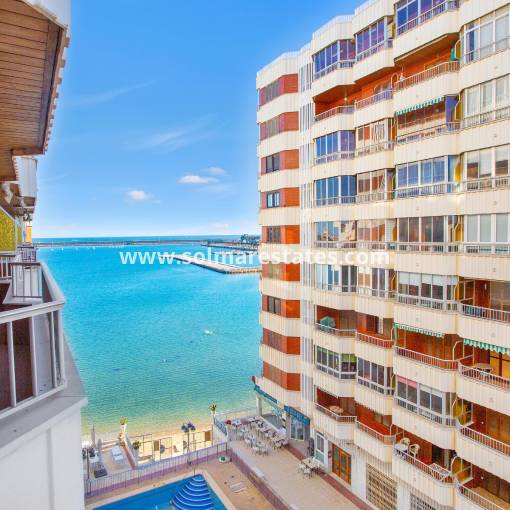 Apartment - Resale - Torrevieja - 1st Line to the sea