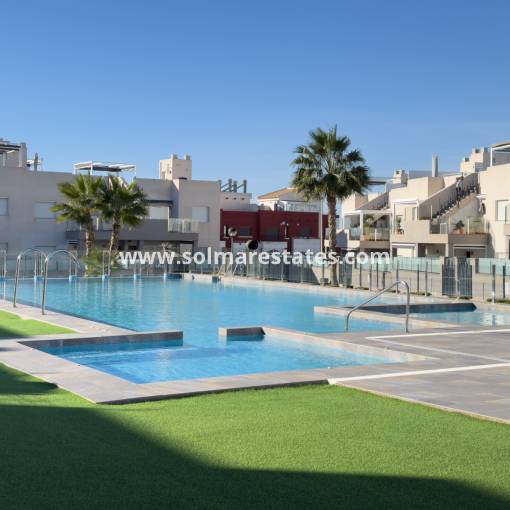 Apartment - Resale - Torrevieja - Aguas Nuevas