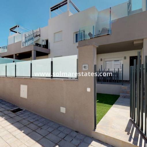 Apartment - Resale - Torrevieja - Aguas Nuevas