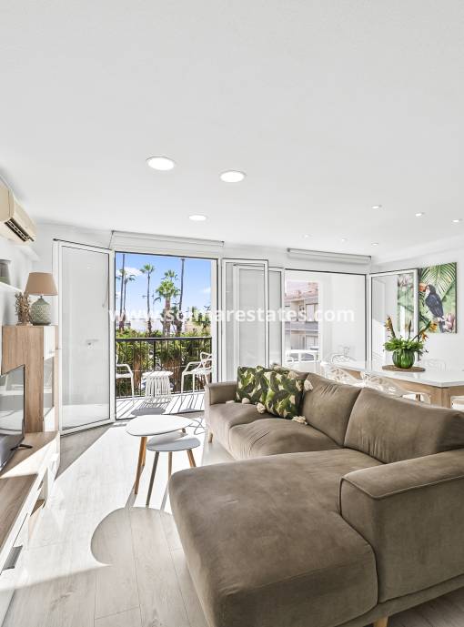 Apartment - Resale - Torrevieja - Beachside Torrevieja