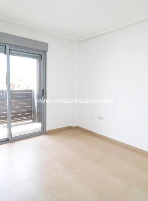 Apartment - Resale - Torrevieja - Beachside Torrevieja