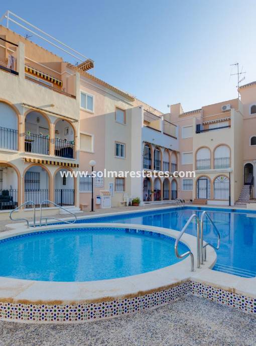 Apartment - Resale - Torrevieja - El Paraiso