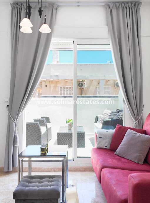 Apartment - Resale - Torrevieja - Parque del Naciones