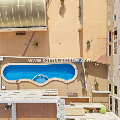 Apartment - Resale - Torrevieja - R-92787
