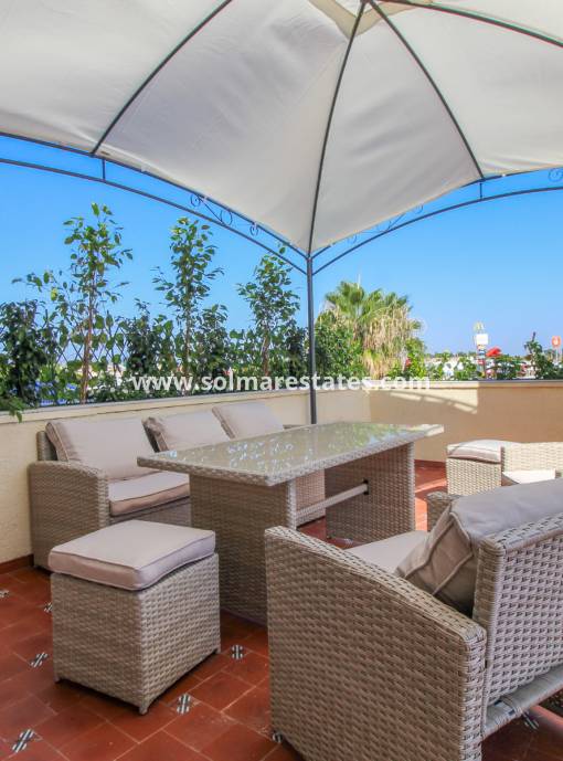 Appartement - Resale - Punta Prima - Beachside