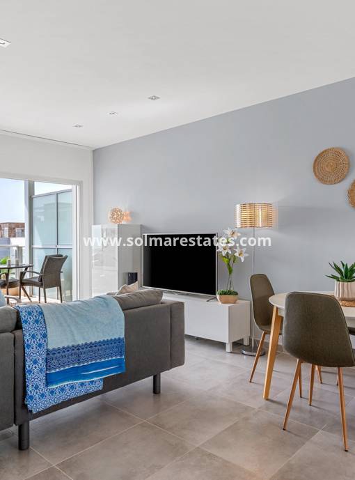 Appartement - Resale - Punta Prima - Marina Med