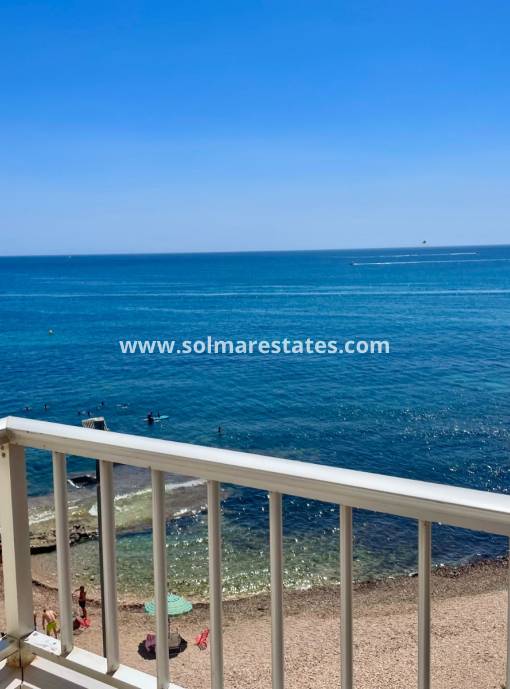 Appartement - Resale - Torrevieja - 1st Line to the sea