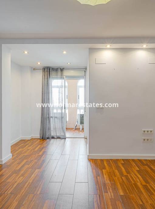 Appartement - Resale - Torrevieja - Beachside Torrevieja