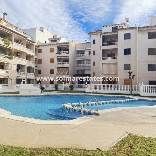 Appartement - Resale - Torrevieja - R-21439