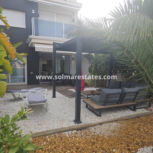 Appartement - Resale - Torrevieja - R-63604