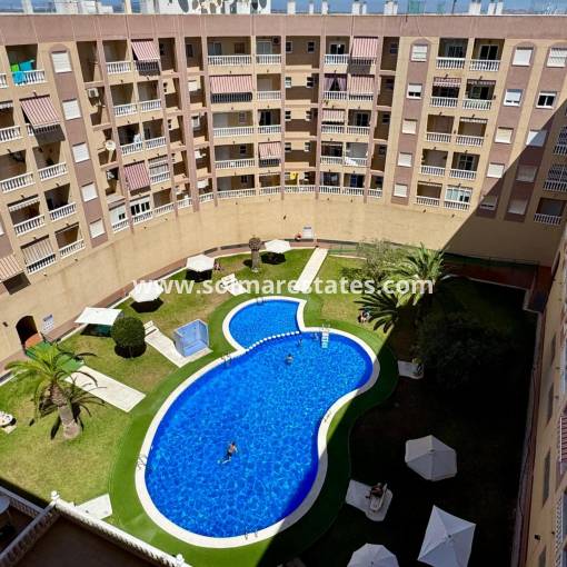 Appartement - Resale - Torrevieja - R-75751