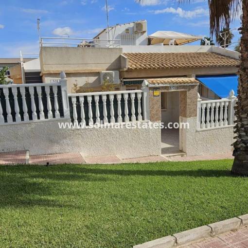 Bungalow - Resale - Los Altos - R11755