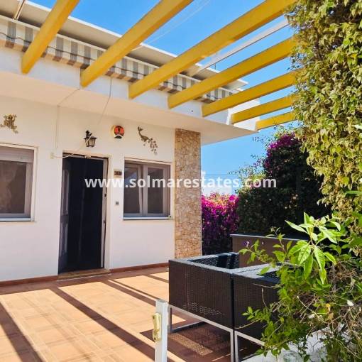 Bungalow - Resale - Mil Palmeras - R-47555