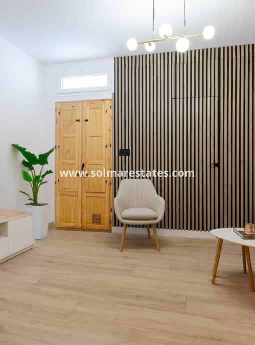 Bungalow - Venta - Torrevieja - Centro - Muelle Pesquero