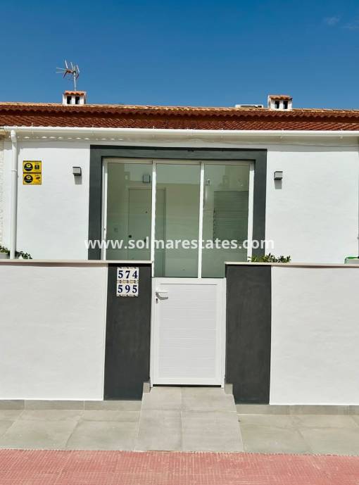 Bungalow - Venta - Torrevieja - La Siesta