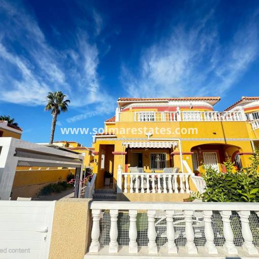 Casa adosada - Venta - Cabo Roig - La Regia