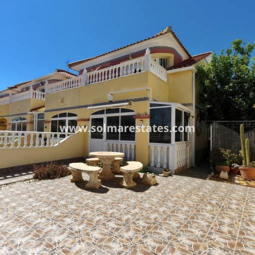 Casa adosada - Venta - Cabo Roig - La Regia