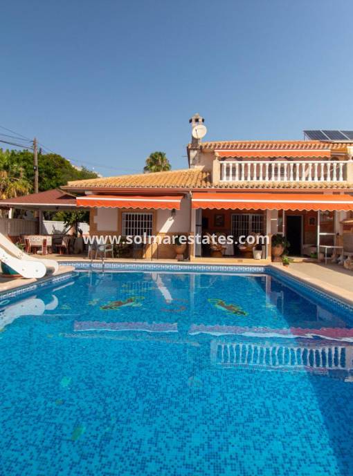 Casa adosada - Venta - Cabo Roig - La Regia