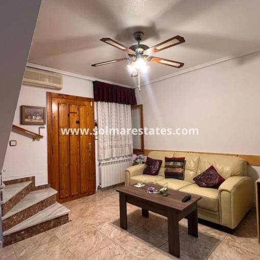 Casa adosada - Venta - Los Altos - R-79541