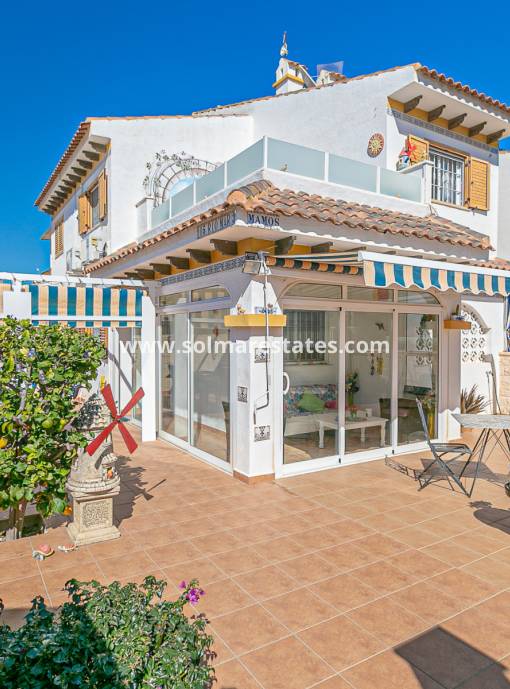 Casa adosada - Venta - Mil Palmeras - Riomar