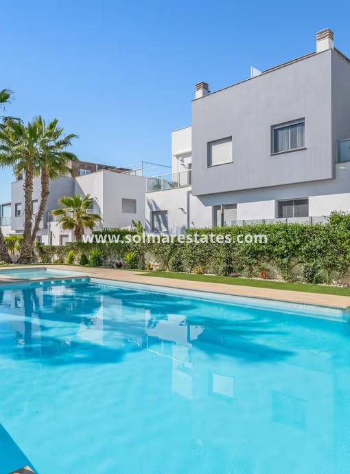 Casa adosada - Venta - Punta Prima - Marina Med