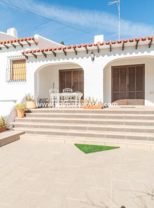 Casa adosada - Venta - Punta Prima - Punta Prima