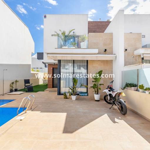 Casa adosada - Venta - San Pedro Del Pinatar - R-61926
