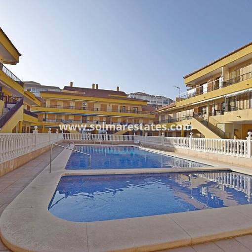 Casa de pueblo - Venta - La Mata - R-74576