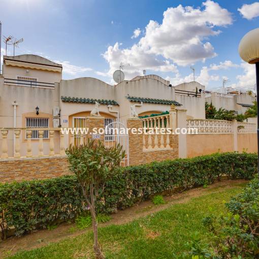Casa de pueblo - Venta - Los Balcones - R11369