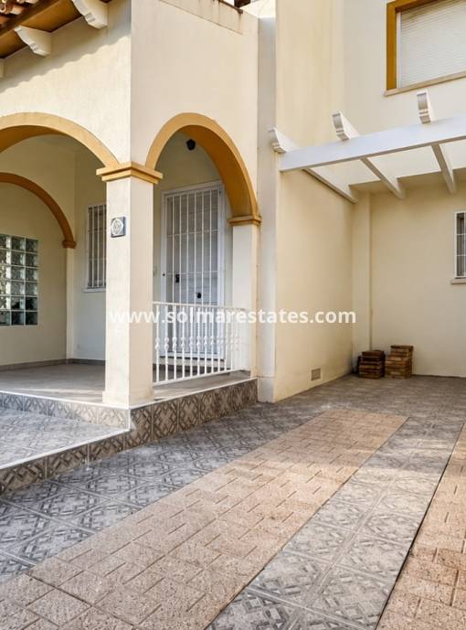 Casa de pueblo - Venta - Playa Flamenca - Perla del Mar
