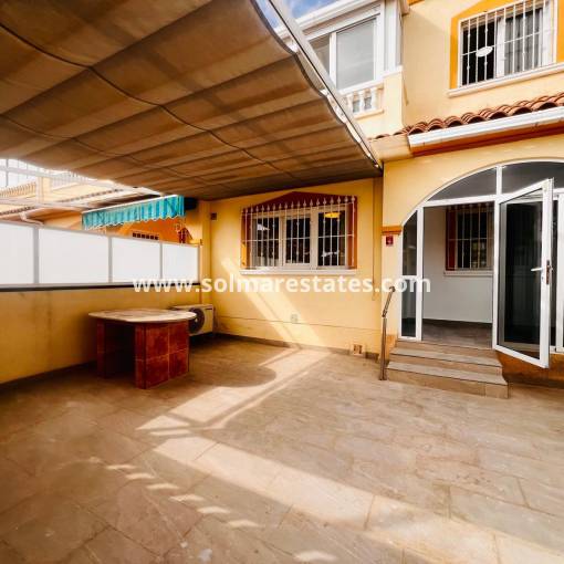 Casa de pueblo - Venta - Playa Flamenca - Villa Flamenca
