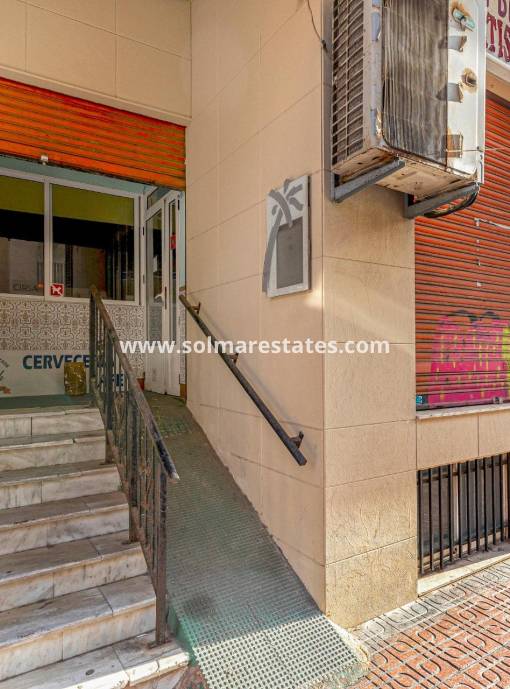 Commercial - Venta - Torrevieja - Playa del Cura