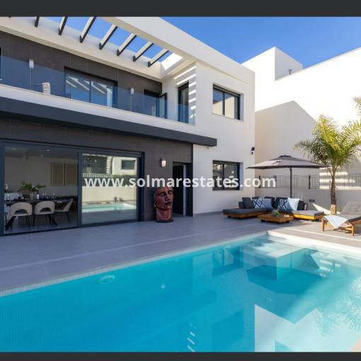 Detached Villa - Resale - Algorfa - La Finca Golf Resort